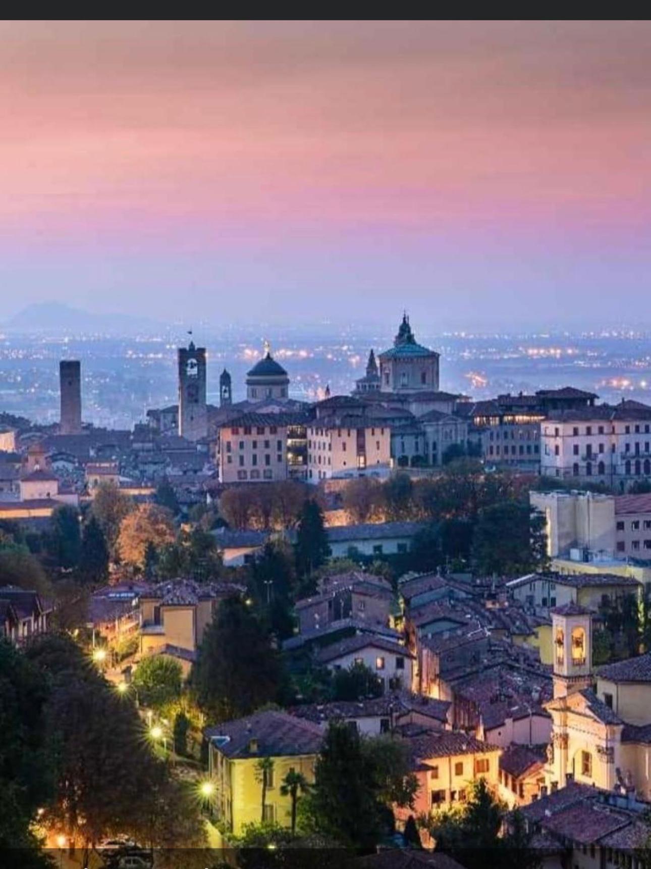 Smart Gold Apartment Luxury Central Bergamo Kültér fotó